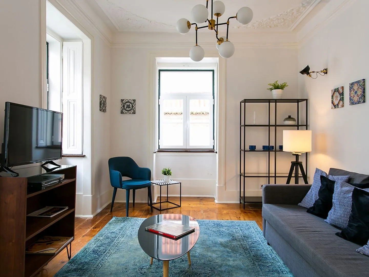 Joivy Splendid 2Br Flat In Bairro Alto, Nearby Luis De Camoes Square Apartment Lisbon